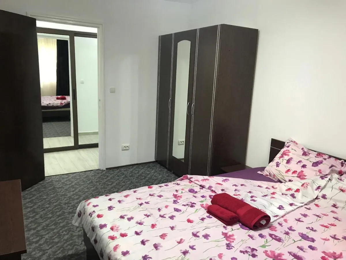 Bucharestsuite 0*, Bucharest